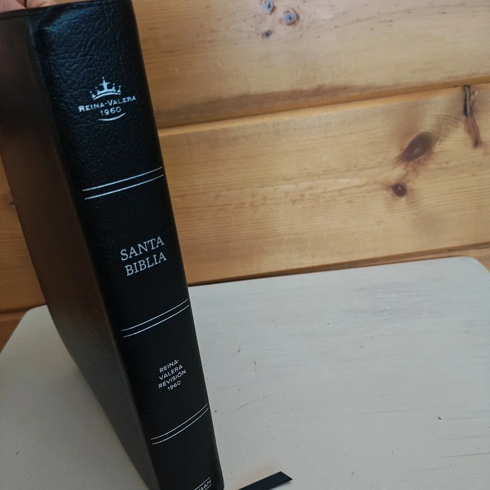 RVR 1960‎ Santa Biblia Letra Sper Gigante negro, piel fabricada VERY GOOD